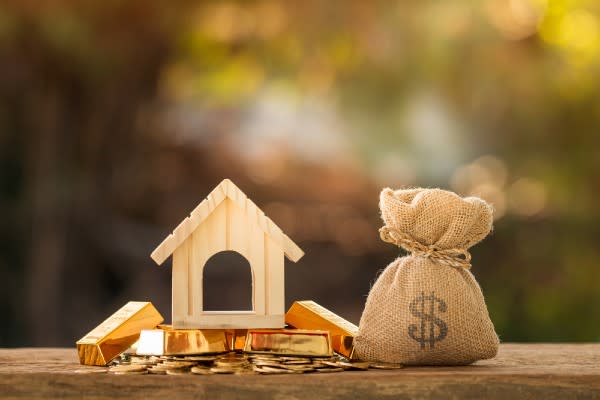 Understanding “Show Funds” and “Pledging” for Home Loans in Singapore